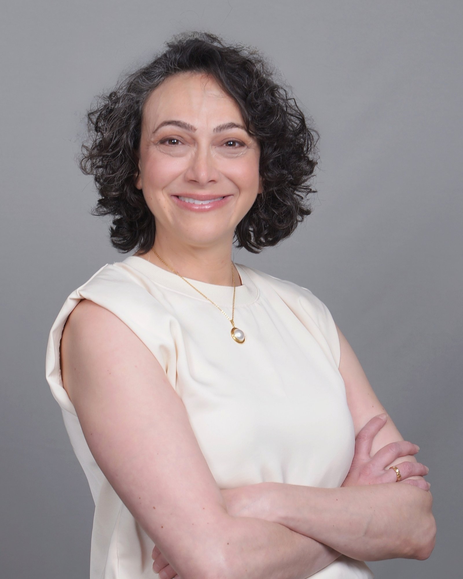 Danielle Roessle About